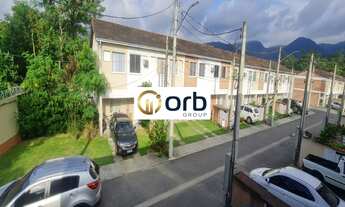 Imagem 3: Casa à venda Condomínio Grand Family - Imóvel de 3 quartos com suíte, sala ampla e vaga de