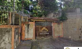 Imagem: Leilão de Casa na Rua Gurindiba, com 256m²