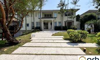 Imagem 2: Leilão de Casa Luxuosa na Barra da Tijuca: 6 Quartos, 3 Suítes, 3 Salas, 4 Banheiros, 6 Va