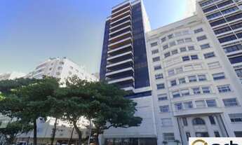 Imagem 2: Leilão de Apartamento Luxuoso em Copacabana: 4 Quartos, 2 Suítes, 1 Sala, 3 Banheiros, 4 V