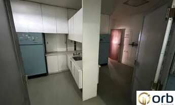 Imagem 5: Leilão de Apartamento de Luxo em Copacabana - 4 quartos, 1 suíte, 2 banheiros, 2 vagas - 4