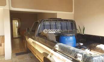 Imagem 3: Casa com 3 quartos para venda no bairro Jardim Finotti