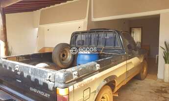 Imagem 2: Casa com 3 quartos para venda no bairro Jardim Finotti