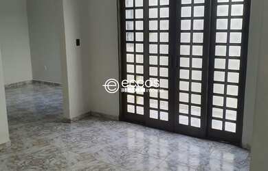 Imagem 4: Casa com 4 quartos para venda no bairro Santa Mônica