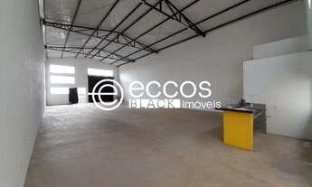 Imagem: Excelente galpão para locação no Bairro