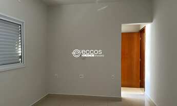 Imagem 3: Excelente apartamento com 2 quartos para locação no Bairro Bosque em Araguari