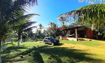 Imagem 2: Sítio com 10.763 m², com casa sede, área gourmet, margem com o Rio Jeribucaçu