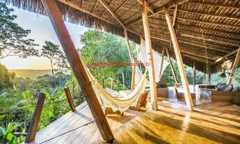 Imagem 4: Casa dos sonhos a venda em Itacaré Bahia! Arquitetura despojada e estilo exuberante em mei