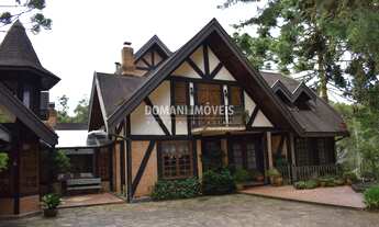 Imagem 1: 5 dormitórios, 2 suíte, 1 banheiros, 4 vagas na garagem