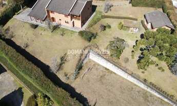 Imagem 2: CASA RESIDENCIAL em CAMPOS DO JORDÃO - SP, Região do Alto do Capivari