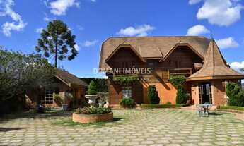 Imagem 1: CASA RESIDENCIAL em CAMPOS DO JORDÃO - SP, Região do Atalaia