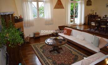 Imagem 7: CASA RESIDENCIAL em CAMPOS DO JORDÃO - SP, Região do Alto da Vila Inglesa