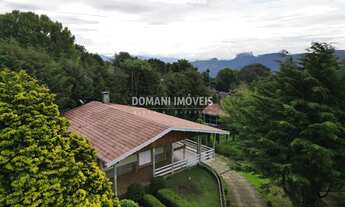 Imagem: 1 dormitório, 1 suítes, 1 banheiros, 3