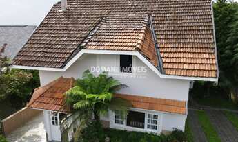 Imagem 2: CASA RESIDENCIAL em CAMPOS DO JORDÃO - SP, Região do Alto do Capivari