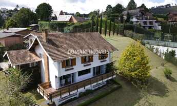 Imagem 2: CASA RESIDENCIAL em CAMPOS DO JORDÃO - SP, Região do Alto do Capivari