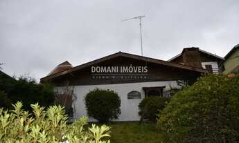 Imagem 2: CASA RESIDENCIAL em CAMPOS DO JORDÃO - SP, Região da Abernéssia