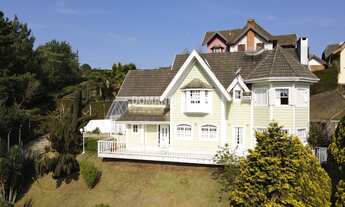 Imagem: 5 dormitórios, 2 suíte, 1 banheiros, 2