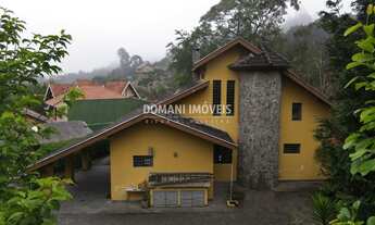 Imagem: 5 dormitórios, 1 suítes, 2 banheiro, 2