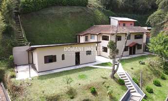 Imagem: 2 dormitórios, 1 banheiros, 1 vaga na garagem