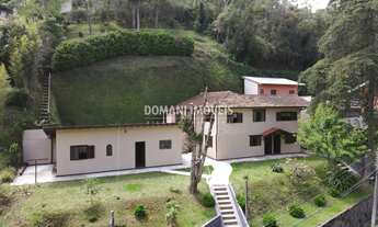 Imagem 2: CASA RESIDENCIAL em CAMPOS DO JORDÃO - SP, Região da Abernéssia