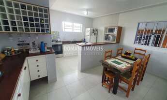 Imagem 4: CASA RESIDENCIAL em CAMPOS DO JORDÃO - SP, Região da Abernéssia