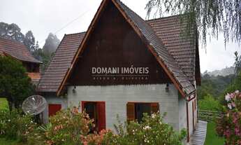 Imagem: 4 dormitórios, 2 banheiro, 2 vagas na garagem