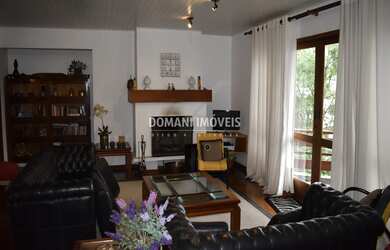 Imagem 7: 3 dormitórios, 2 suíte, 2 banheiro, 2 vagas na garagem, 147M² de Área Construída