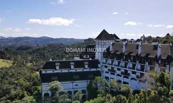 Imagem: 1 dormitório, 1 banheiros, 1 vaga na garagem