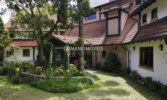 Imagem 2: CASA RESIDENCIAL em CAMPOS DO JORDÃO - SP, Região do Toriba