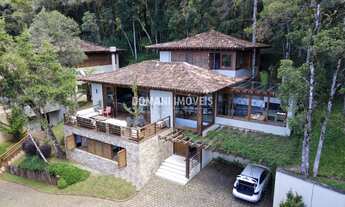 Imagem 2: CASA RESIDENCIAL em CAMPOS DO JORDÃO - SP, Região do Vale Encantado