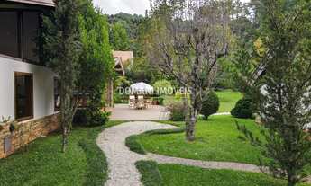 Imagem 5: 6 dormitórios, 6 suíte, 1 banheiros, 4 vagas na garagem