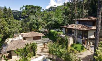 Imagem: CASA RESIDENCIAL em CAMPOS DO JORDÃO