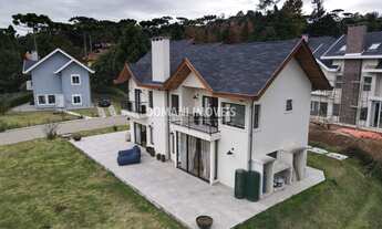 Imagem 2: 4 dormitórios, 2 suíte, 1 banheiros, 2 vagas na garagem