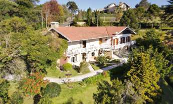 Imagem: 5 dormitórios, 2 suíte, 2 banheiro, 6