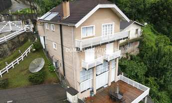 Imagem 3: CASA RESIDENCIAL em CAMPOS DO JORDÃO - SP, Região da Abernéssia