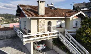 Imagem: CASA RESIDENCIAL em CAMPOS DO JORDÃO