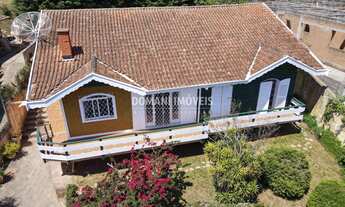 Imagem 3: CASA RESIDENCIAL em CAMPOS DO JORDÃO - SP, Região da Abernéssia