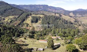 Imagem 4: 8 dormitórios, 1 banheiros