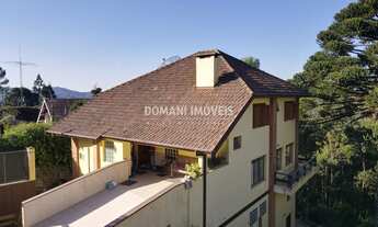 Imagem 6: 4 dormitórios, 2 suíte, 2 banheiro, 3 vagas na garagem