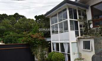 Imagem 2: CASA RESIDENCIAL em CAMPOS DO JORDÃO - SP, Região da Abernéssia