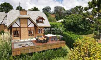 Imagem 2: 4 dormitórios, 2 suíte, 1 banheiros, 2 vagas na garagem