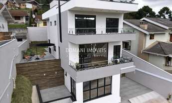 Imagem: 4 dormitórios, 3 suíte, 1 banheiros, 2