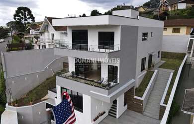Imagem 6: 4 dormitórios, 3 suíte, 1 banheiros, 2 vagas na garagem