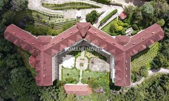 Imagem 4: 2 dormitórios, 1 banheiros, 1 vaga na garagem, 75M² de Área Construída, 168M² de Área Tota