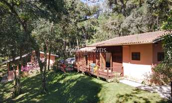 Imagem: 4 dormitórios, 2 suíte, 1 banheiros, 4