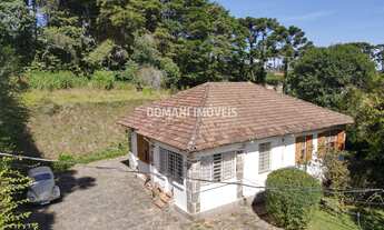 Imagem: 3 dormitórios, 2 banheiro, 1 vaga na garagem