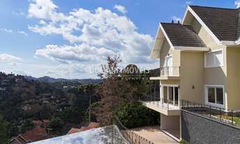 Imagem 3: CASA RESIDENCIAL em CAMPOS DO JORDÃO - SP, Região do Alto do Capivari