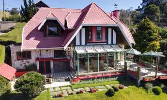 Imagem 2: CASA RESIDENCIAL em CAMPOS DO JORDÃO - SP, Região do Alto do Capivari