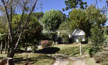 Imagem: 2 dormitórios, 2 banheiro, 3 vagas na garagem