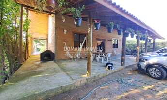 Imagem: 3 dormitórios, 1 suítes, 1 banheiros